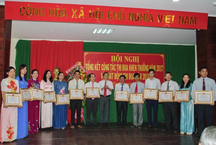  Tân Châu tổng kết công tác thi đua khen thưởng năm 2017