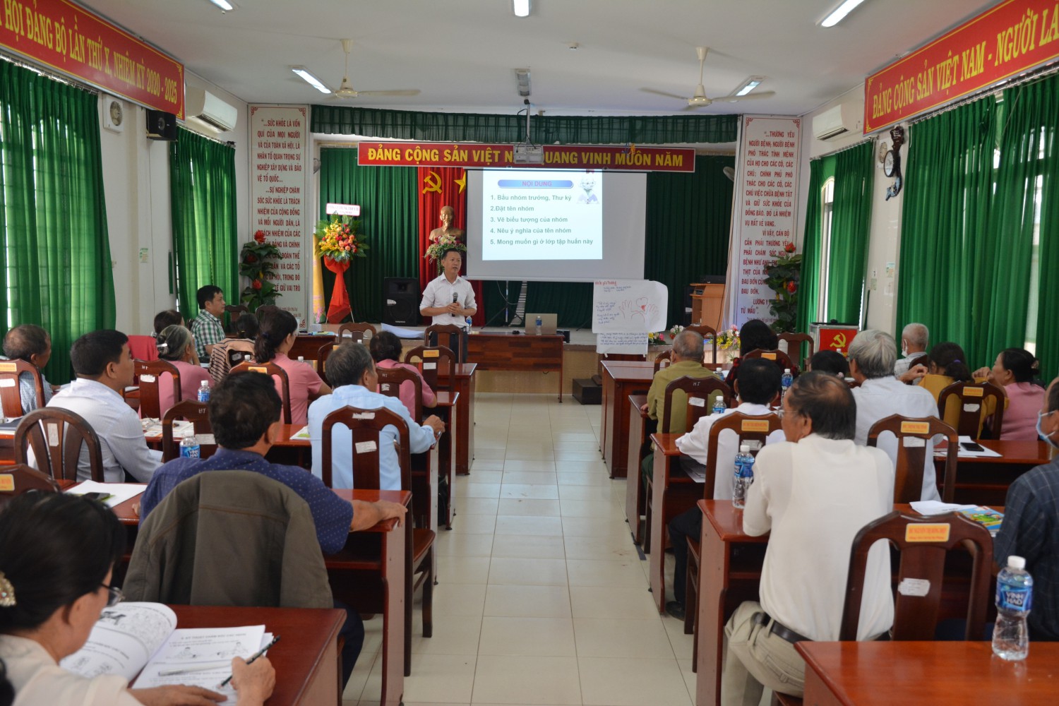 Hội nạn nhân chất độc da cam/dioxin huyện Tân Châu  tập huấn bồi dưỡng nghiệp vụ công tác Hội năm 2022