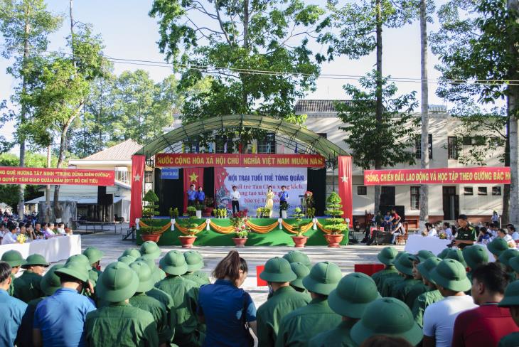 Tân Châu tổ chức Hội trại tuổi trẻ tòng quân năm 2017