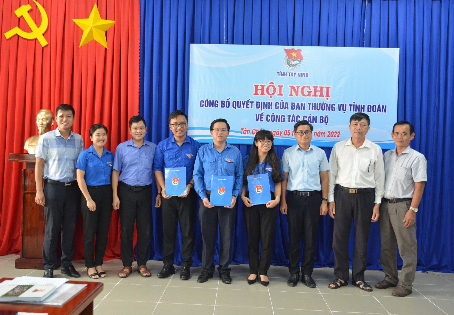 Tỉnh đoàn Tây Ninh công bố quyết định công nhận  Bí thư, Phó Bí thư Huyện đoàn Tân Châu