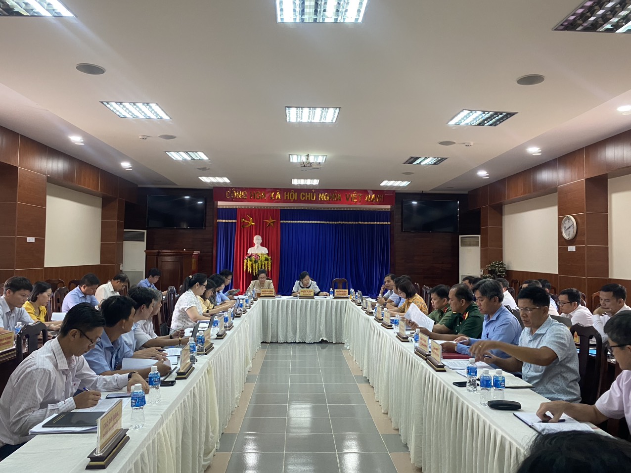 UBND huyện Tân Châu họp giao ban thường kỳ tháng 3/2023