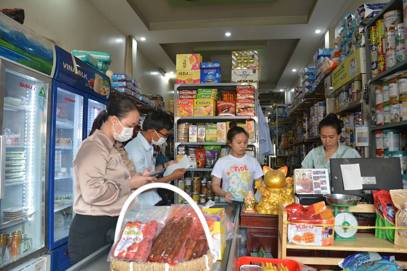 Tân Châu kết thúc đợt kiểm tra vệ sinh an toàn thực phẩm nhân tháng hành động vì an toàn thực phẩm năm 2023