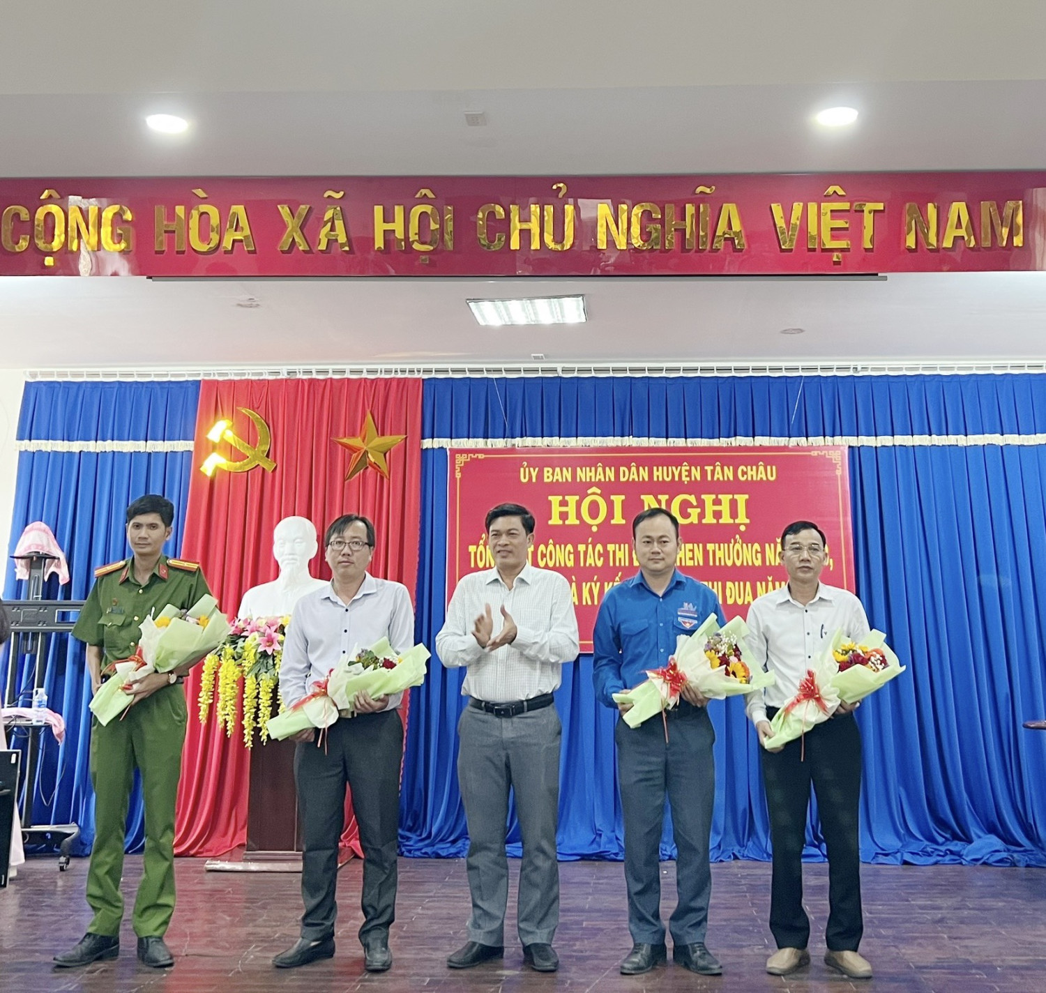 Huyện Tân Châu tổng kết công tác thi đua khen thưởng năm 2023