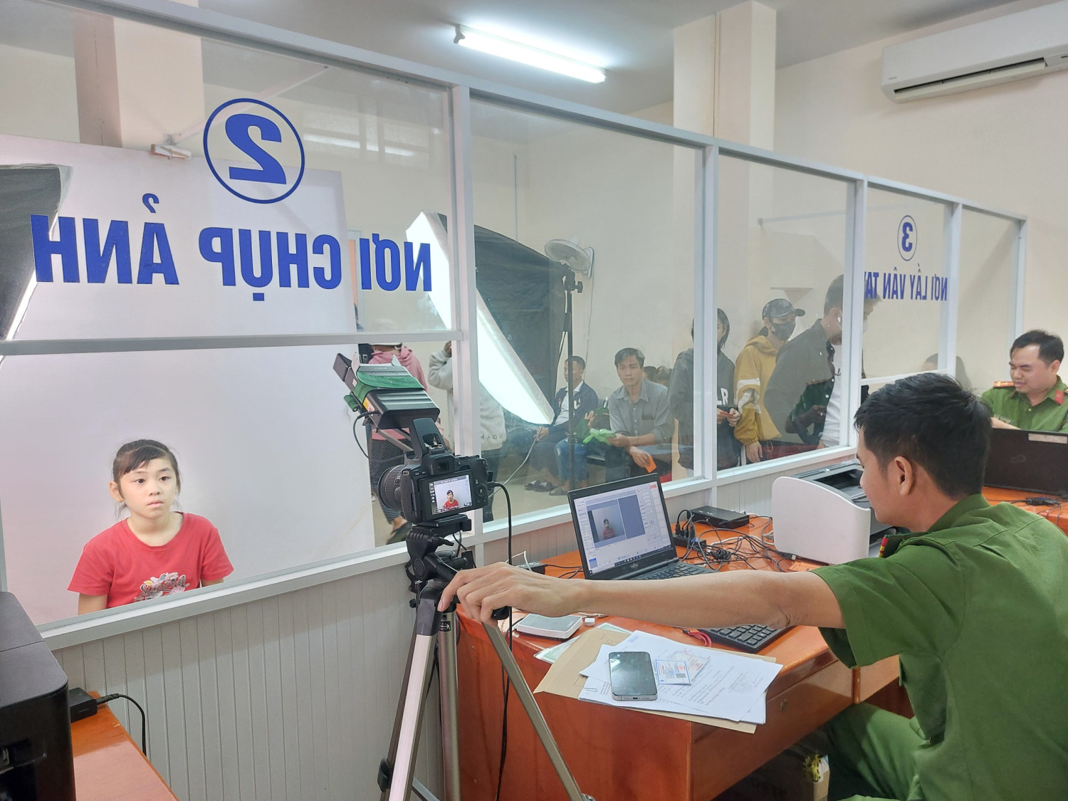 Công an huyện Tân Châu triển khai cấp thẻ căn cước